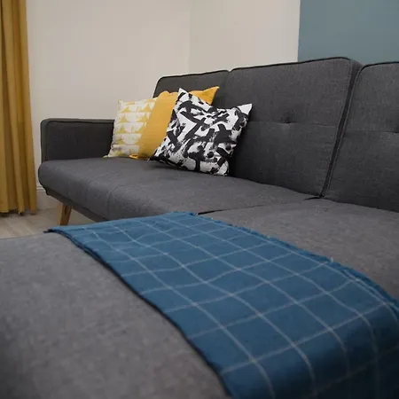 Bell Hill Apartment